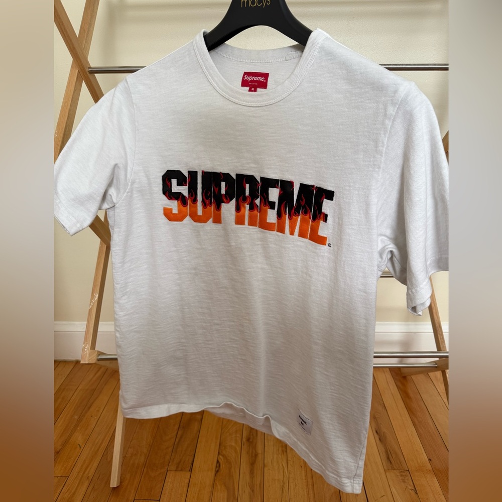 Supreme T shirt